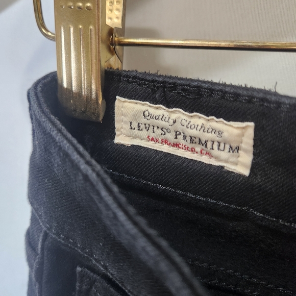 Levi's Premium Women's High Rise Jeans - Black 32X32 - Picture 5 of 12